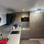Cosy 8 Avec Terrasse דירה